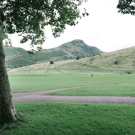 Beautiful City Centre Apartment - Holyrood Park Edinburgh Dış mekan fotoğraf